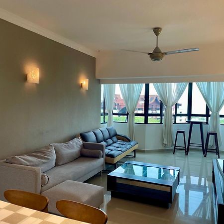 Ferienwohnung The Ferringhi Sea View At Sri Sayang Batu Feringgi Exterior foto