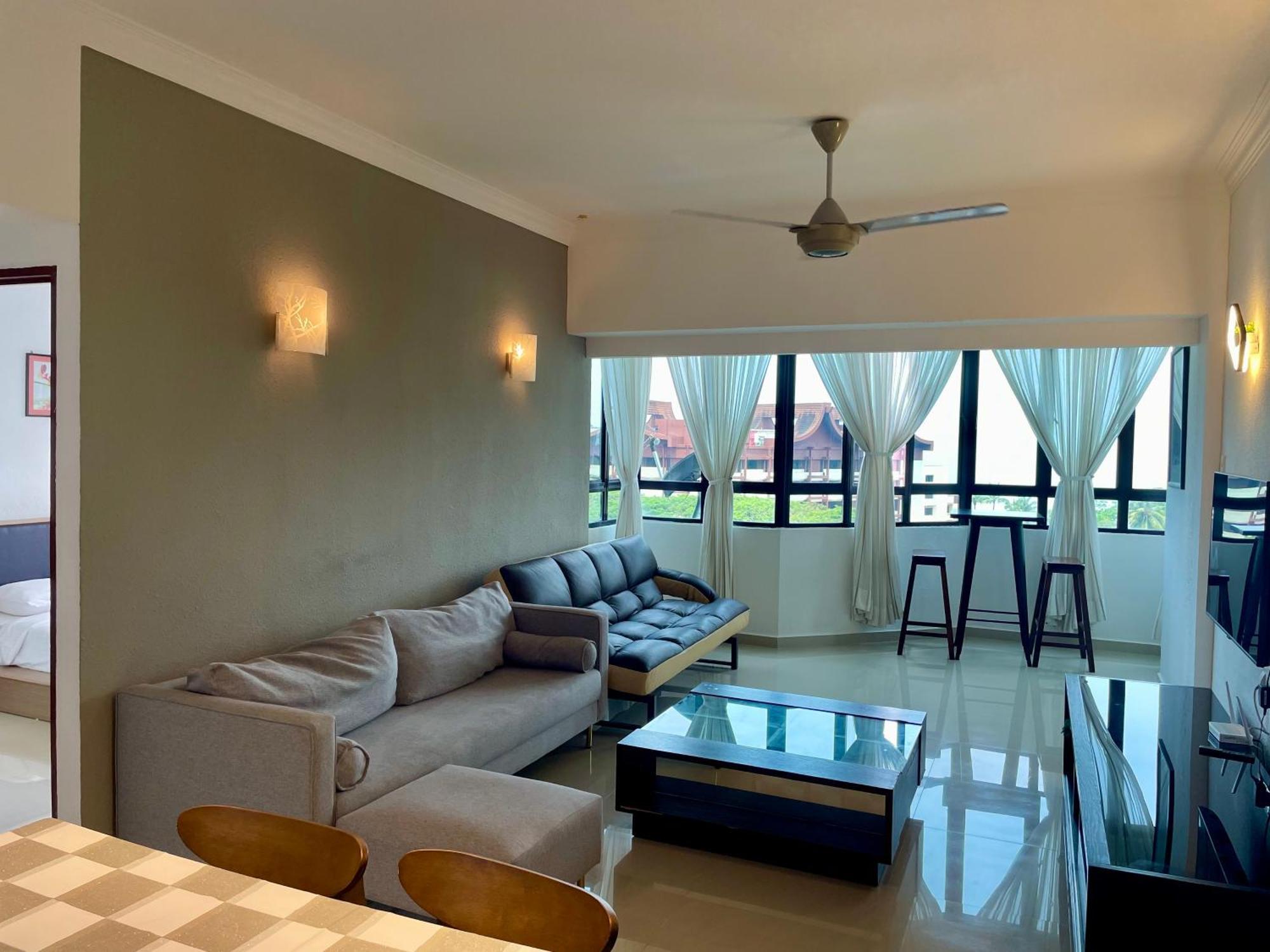 Ferienwohnung The Ferringhi Sea View At Sri Sayang Batu Feringgi Exterior foto